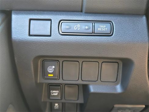 New 2025 Nissan Frontier SV image 22