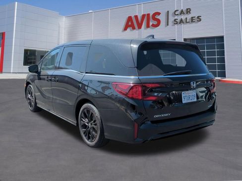 Used 2025 Honda Odyssey Sport-L image 9