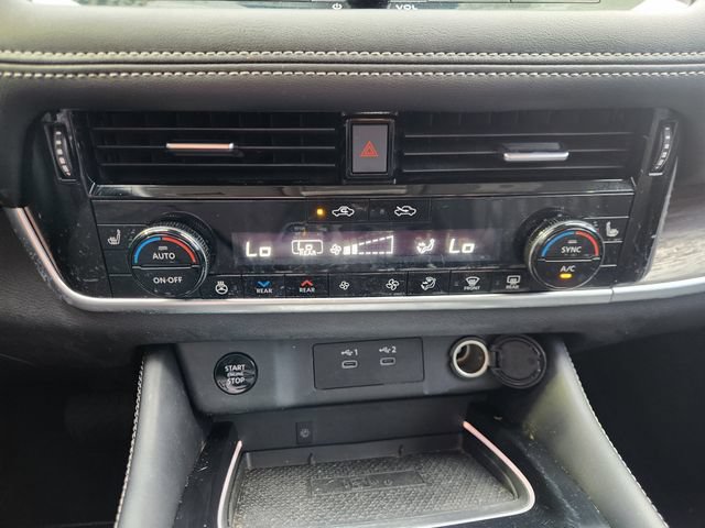 Used 2024 Nissan Rogue Platinum w/ Platinum Premium Package AWD/4WD image 18