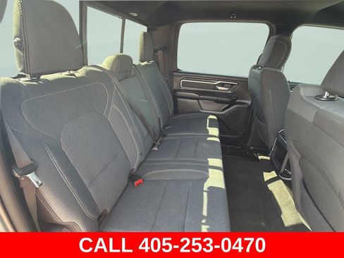 Used 2022 RAM 1500 Big Horn AWD/4WD image 12