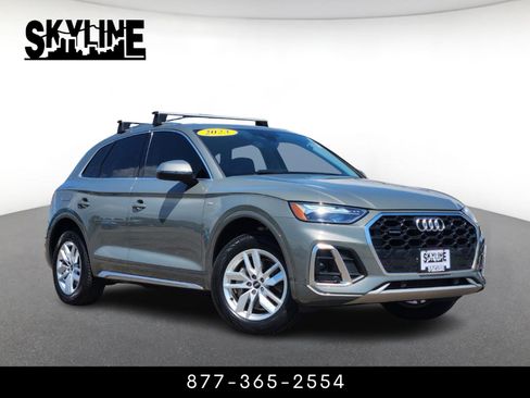Used 2023 Audi Q5 2.0T Premium w/ Convenience Package image 1