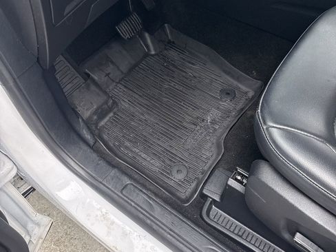 Certified 2019 Ford Edge SEL w/ Equipment Group 201A image 15