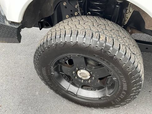 Used 2020 Ford F350 XLT w/ XLT Premium Package image 33