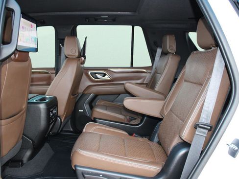 Used 2024 Chevrolet Tahoe High Country image 20