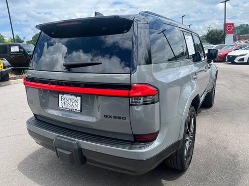 Used 2025 Lexus GX 550 w/ Accessory Package (Z1) AWD/4WD image 6