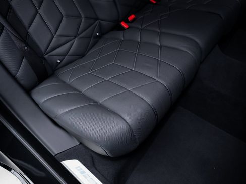 Used 2023 BMW i7 xDrive60 w/ Executive Package 2 image 64