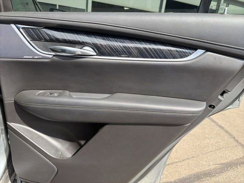 Used 2023 Cadillac XT6 Premium Luxury w/ Technology Package image 27