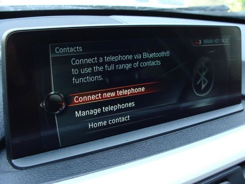 Used 2017 BMW 320i xDrive Sedan AWD/4WD image 27