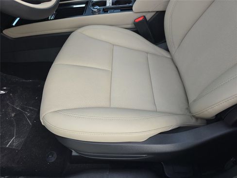 New 2026 Lincoln Corsair Reserve image 14