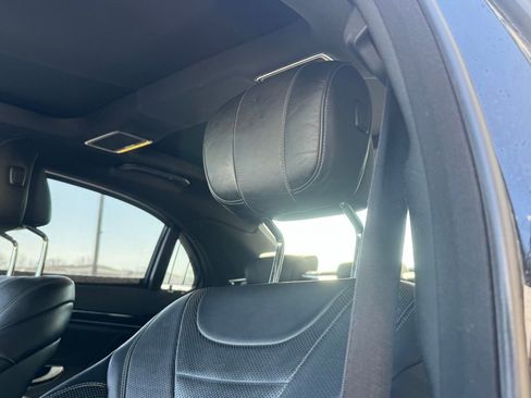 Used 2019 Mercedes-Benz S 560 4MATIC Sedan w/ AMG Line Exterior image 19