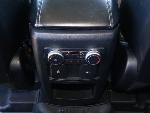 Used 2020 Ford Explorer XLT w/ Equipment Group 202A RWD image 14