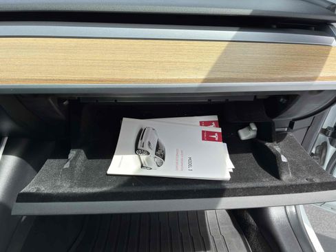 Used 2020 Tesla Model 3 Standard Range Plus image 22