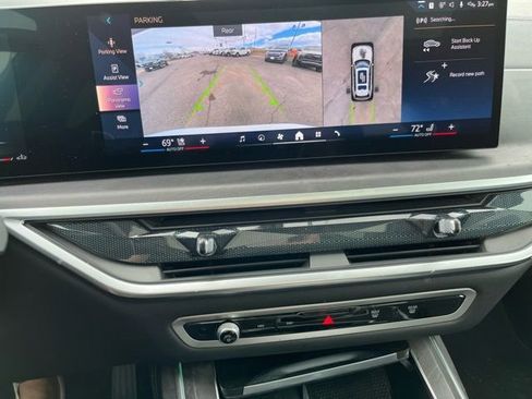 Used 2025 BMW X7 xDrive40i image 30