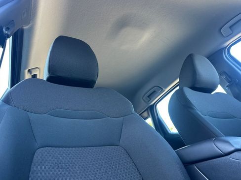 Certified 2025 Nissan Kicks S image 21