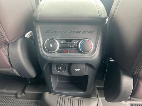 New 2026 Ford Explorer Platinum AWD/4WD image 22
