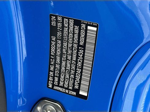 Certified 2024 Porsche 718 Cayman S RWD image 31