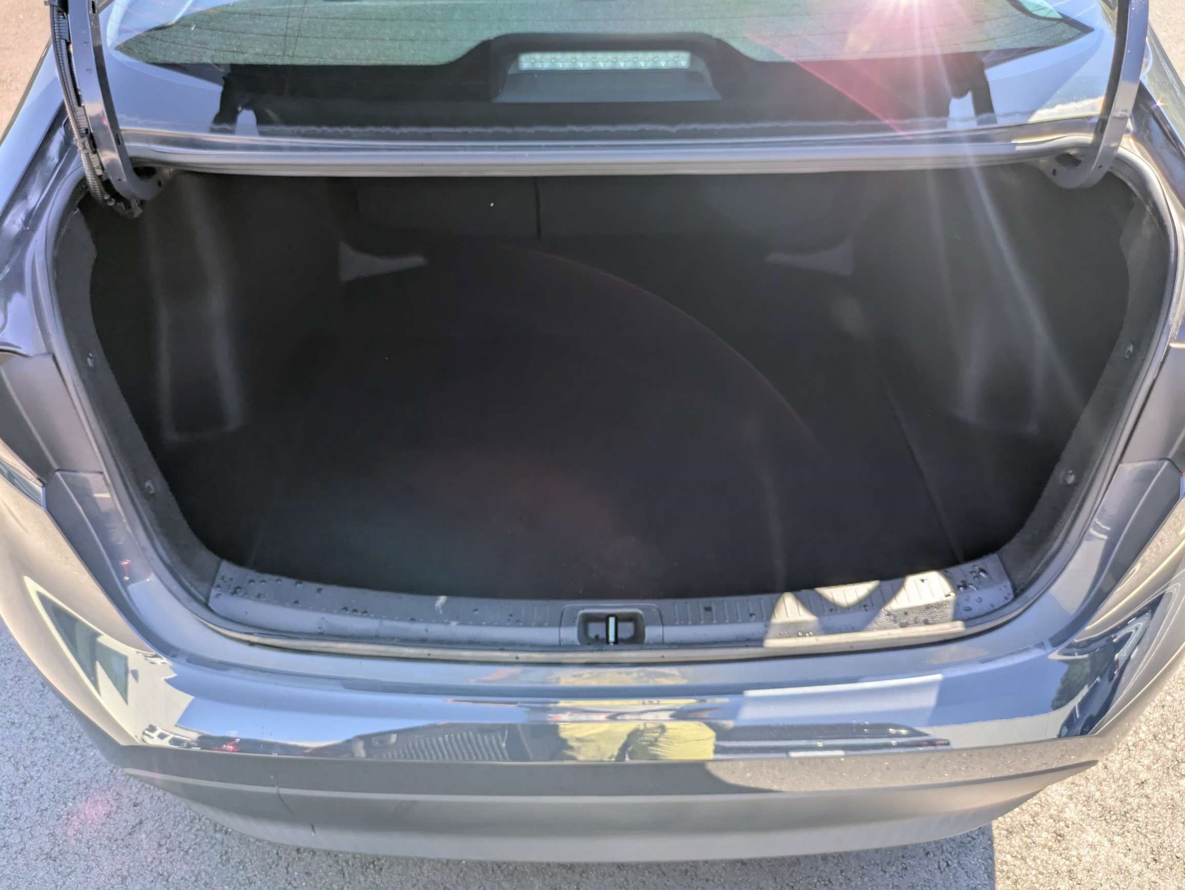 Used 2023 Toyota Corolla LE FWD image 18