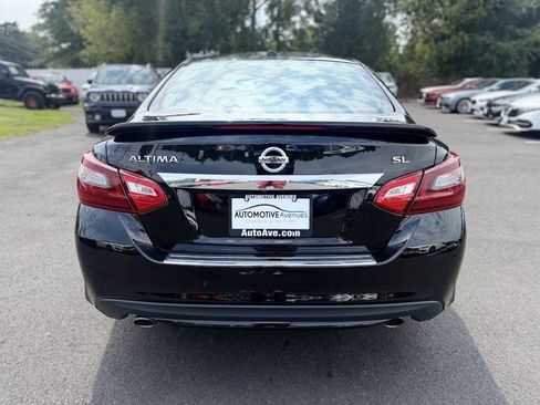 Used 2016 Nissan Altima 2.5 SL w/ 2.5 Technology w/LED Package FWD image 4