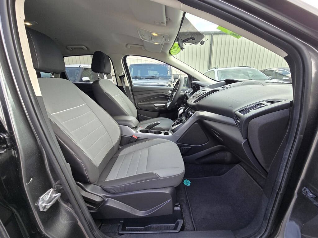 Used 2015 Ford Escape SE FWD image 11