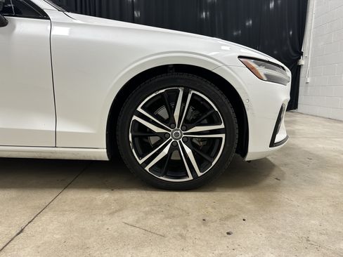 Used 2021 Volvo S60 T5 R-Design w/ Advanced Package FWD image 13