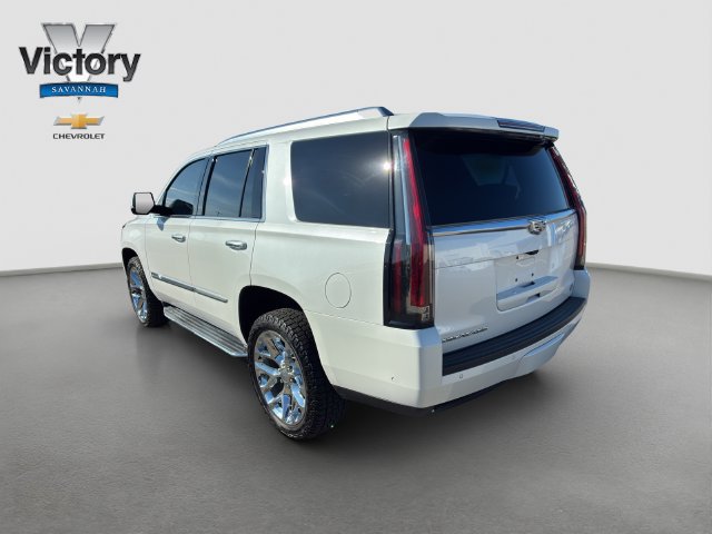 Used 2020 Cadillac Escalade Luxury AWD/4WD image 5