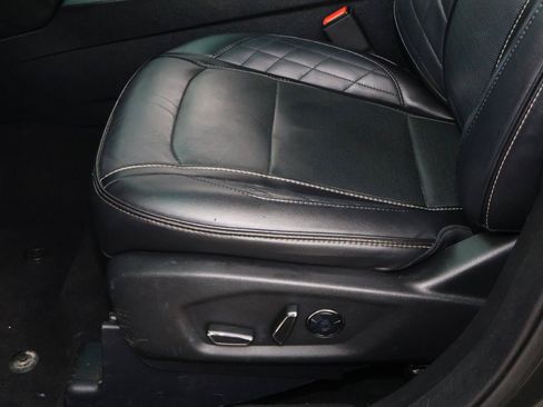 Used 2016 Ford Explorer Platinum AWD/4WD image 14
