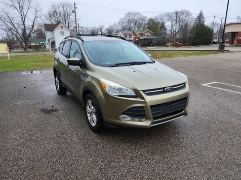 Used 2013 Ford Escape SE image 5