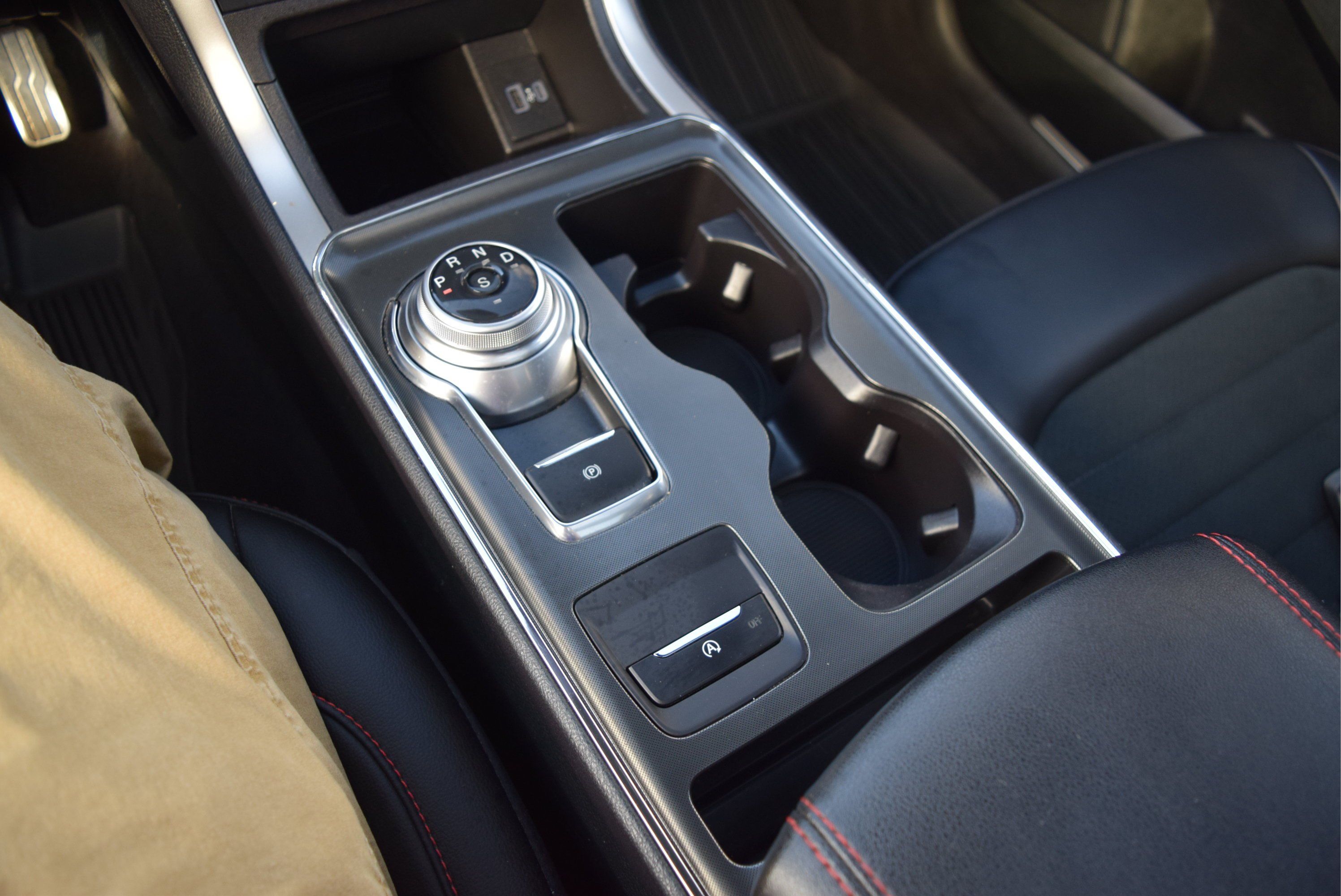 Used 2023 Ford Edge ST-Line AWD/4WD image 17
