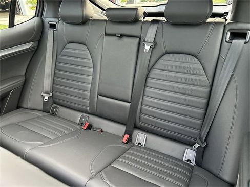 Used 2024 Alfa Romeo Stelvio Veloce image 23