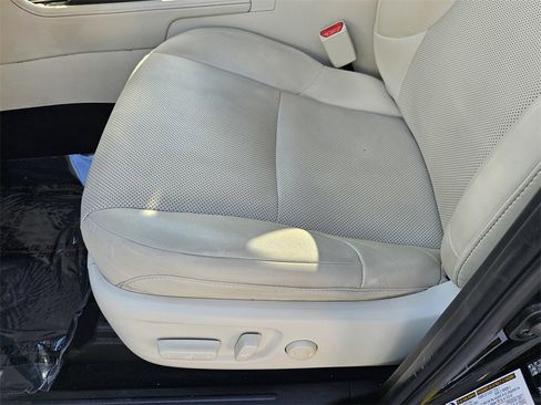 Used 2022 Lexus GX 460 Premium image 14