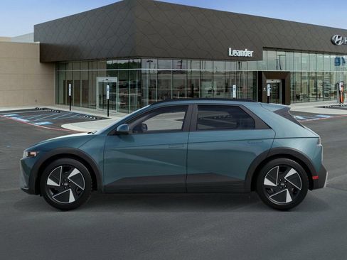 New 2027 Hyundai Ioniq 5 SEL RWD image 3