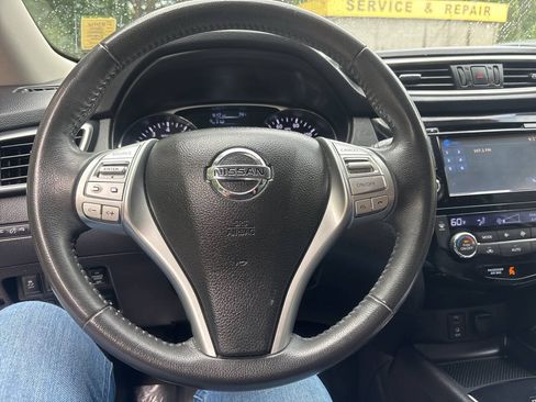 Used 2014 Nissan Rogue SL w/ SL Premium Package AWD/4WD image 11