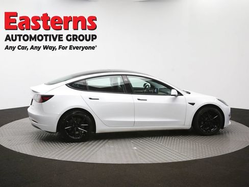 Used 2022 Tesla Model 3 Long Range AWD/4WD image 38