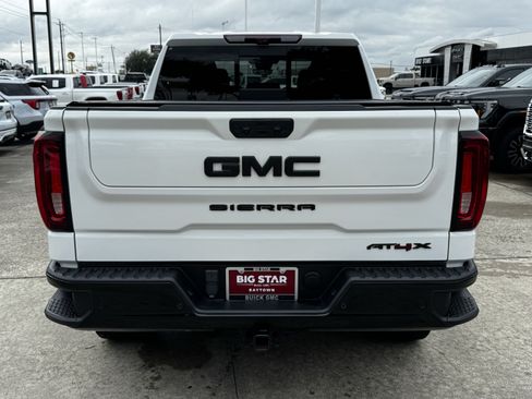 Used 2024 GMC Sierra 1500 AT4X AWD/4WD image 9