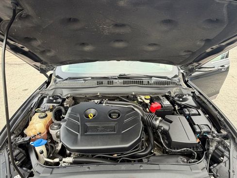 Used 2016 Ford Fusion SE w/ Equipment Group 202A image 26