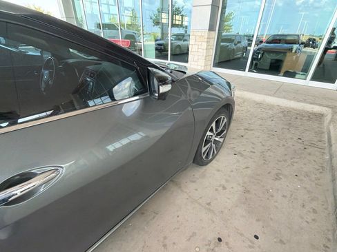 Used 2016 Nissan Maxima 3.5 SV FWD image 11