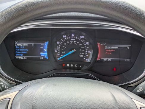 Used 2020 Ford Fusion SE FWD image 25