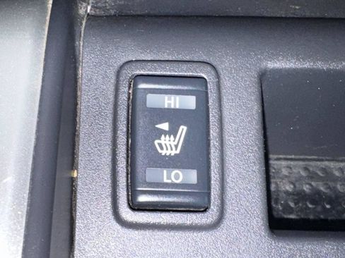 Used 2017 Nissan Titan PRO-4X w/ Pro-4x Convenience Package AWD/4WD image 33
