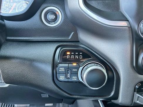 Used 2022 RAM 1500 Big Horn AWD/4WD image 32