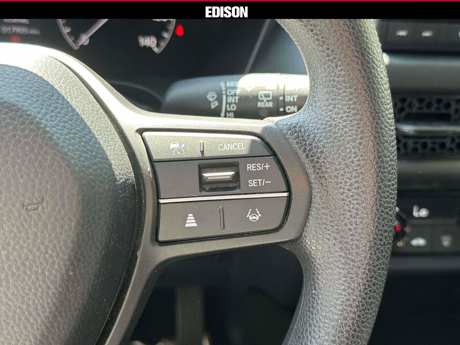 Used 2023 Honda HR-V LX image 18