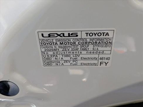 Used 2025 Lexus RZ 300e image 25