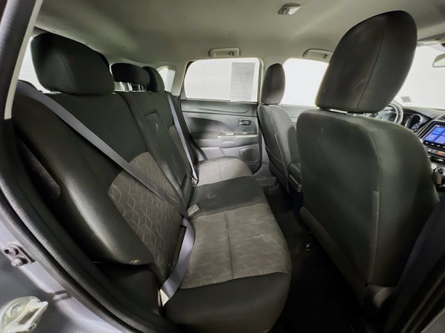 Used 2021 Mitsubishi Outlander Sport SE FWD image 39