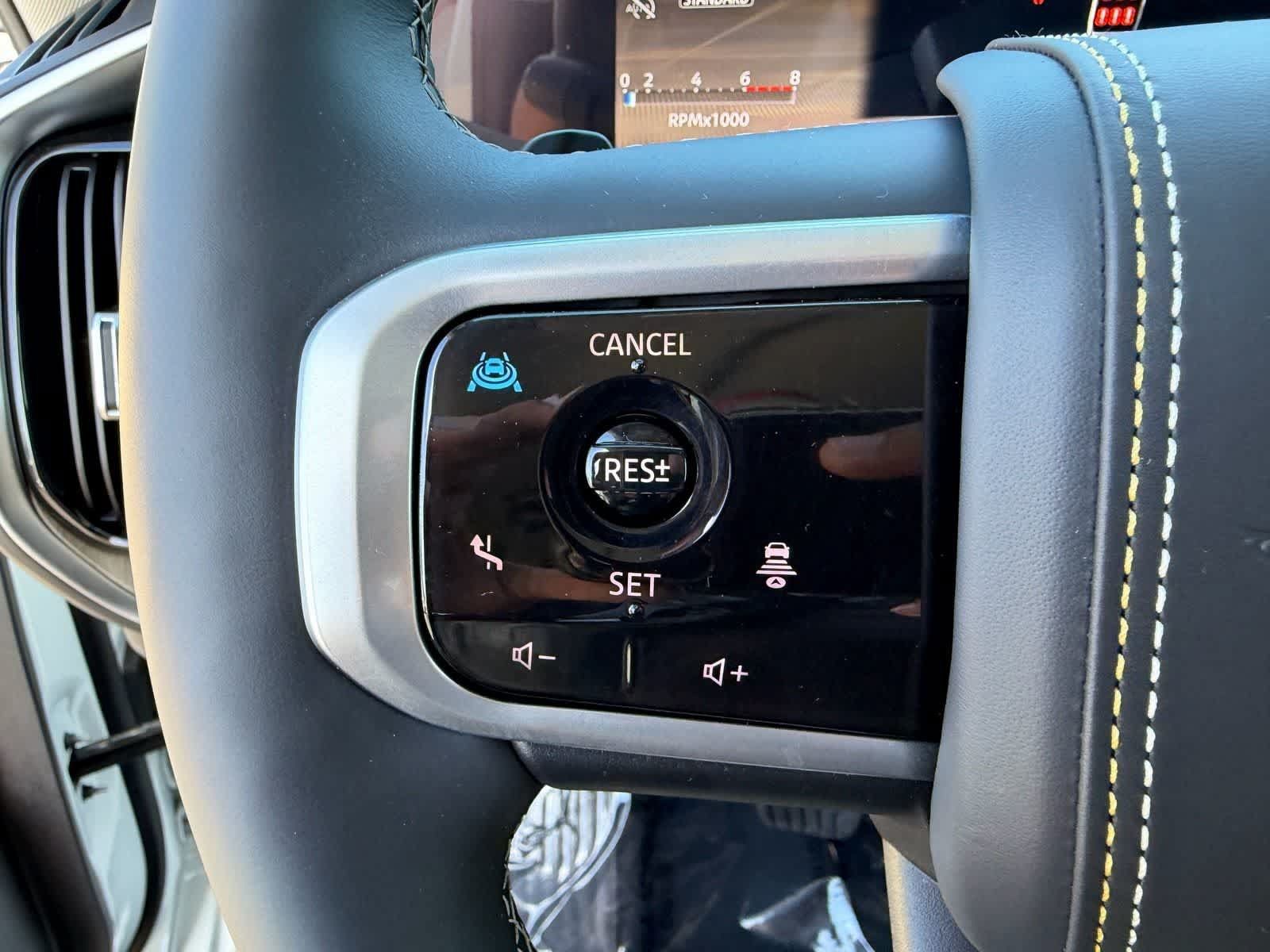 Certified 2026 Nissan Armada Platinum Reserve AWD/4WD image 28