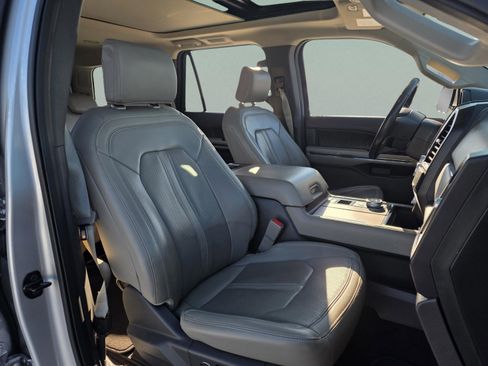 Used 2018 Ford Expedition Limited w/ Equipment Group 302A image 30