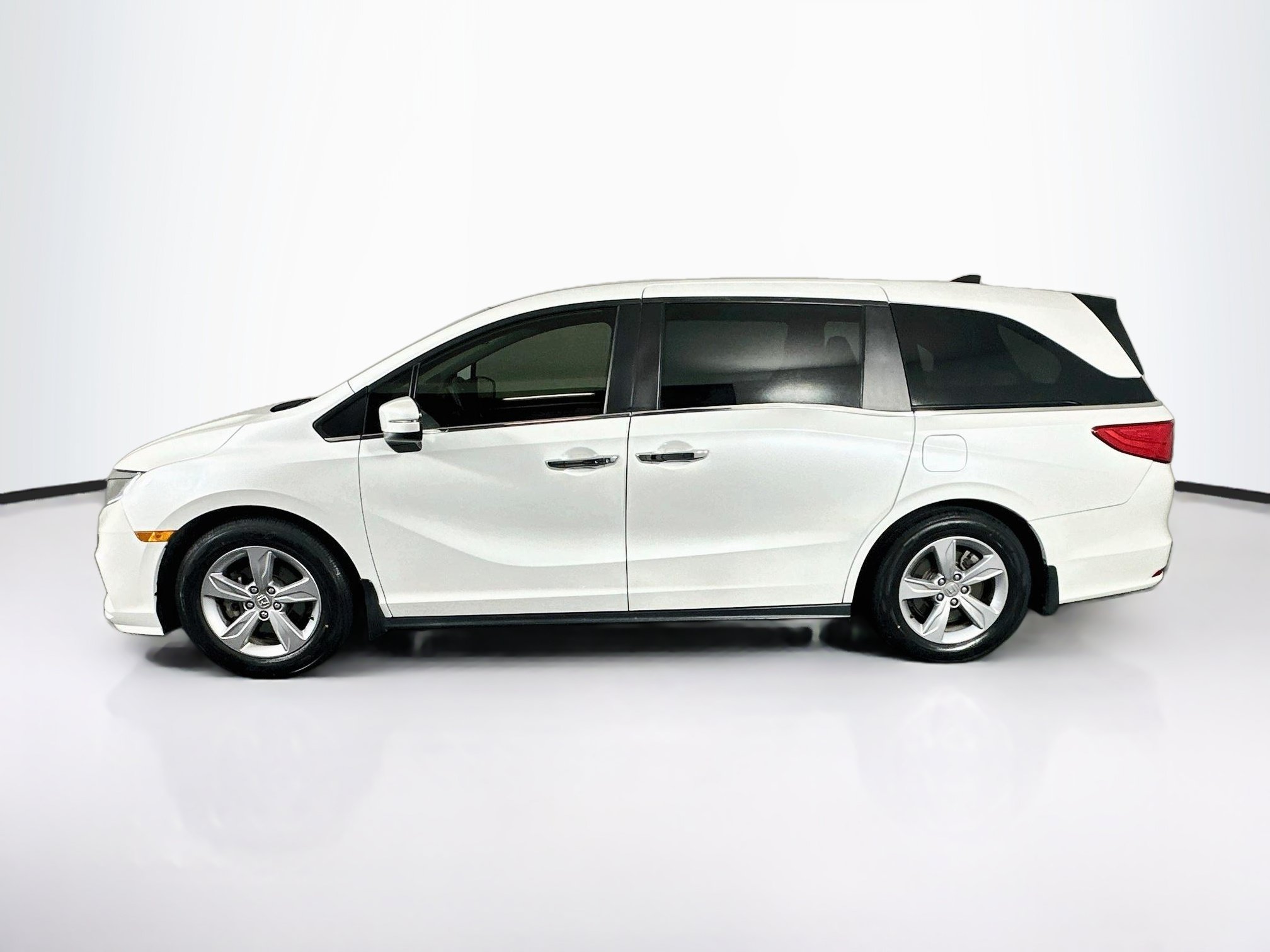 Used 2020 Honda Odyssey EX image 4