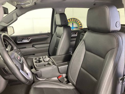 Used 2024 GMC Sierra 1500 SLT image 14