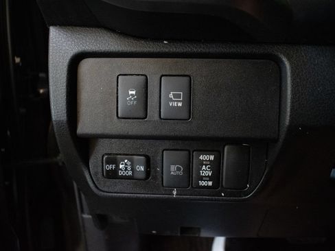 Used 2021 Toyota Tacoma Limited w/ Nightshade Package AWD/4WD image 19