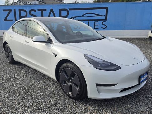 Used 2023 Tesla Model 3 Standard Range RWD image 1