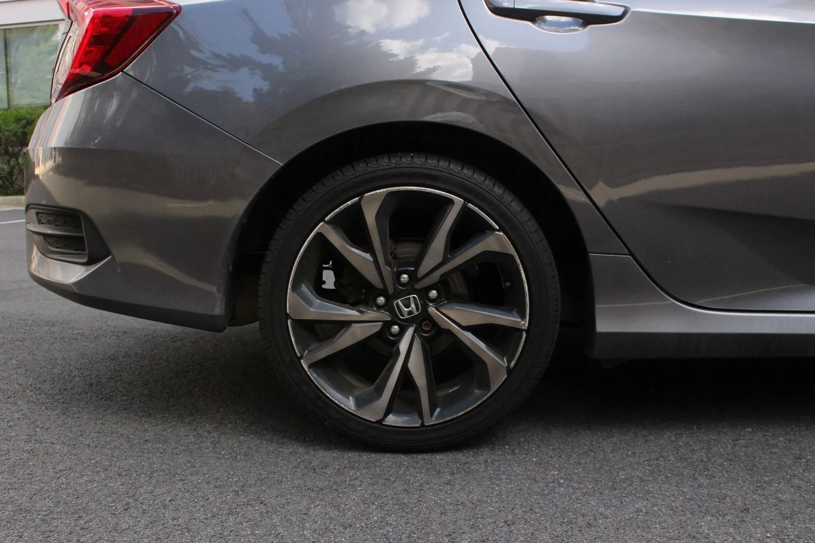 Used 2019 Honda Civic Sport image 5