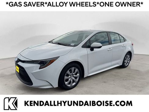 Used 2024 Toyota Corolla LE image 1